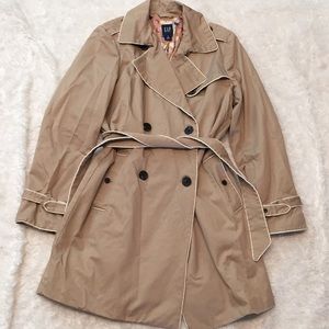 Gap trench coat size Medium